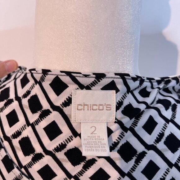 Chico's Short Sleeve Black & White Blouse size Large (Chico's 2) - Picture 4 of 4